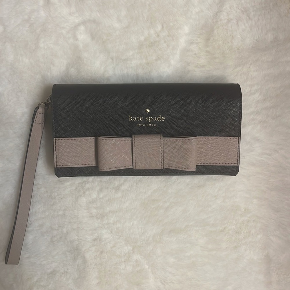 Kate Spade ♠️ Lacey Kirk Park Saffiano Wallet